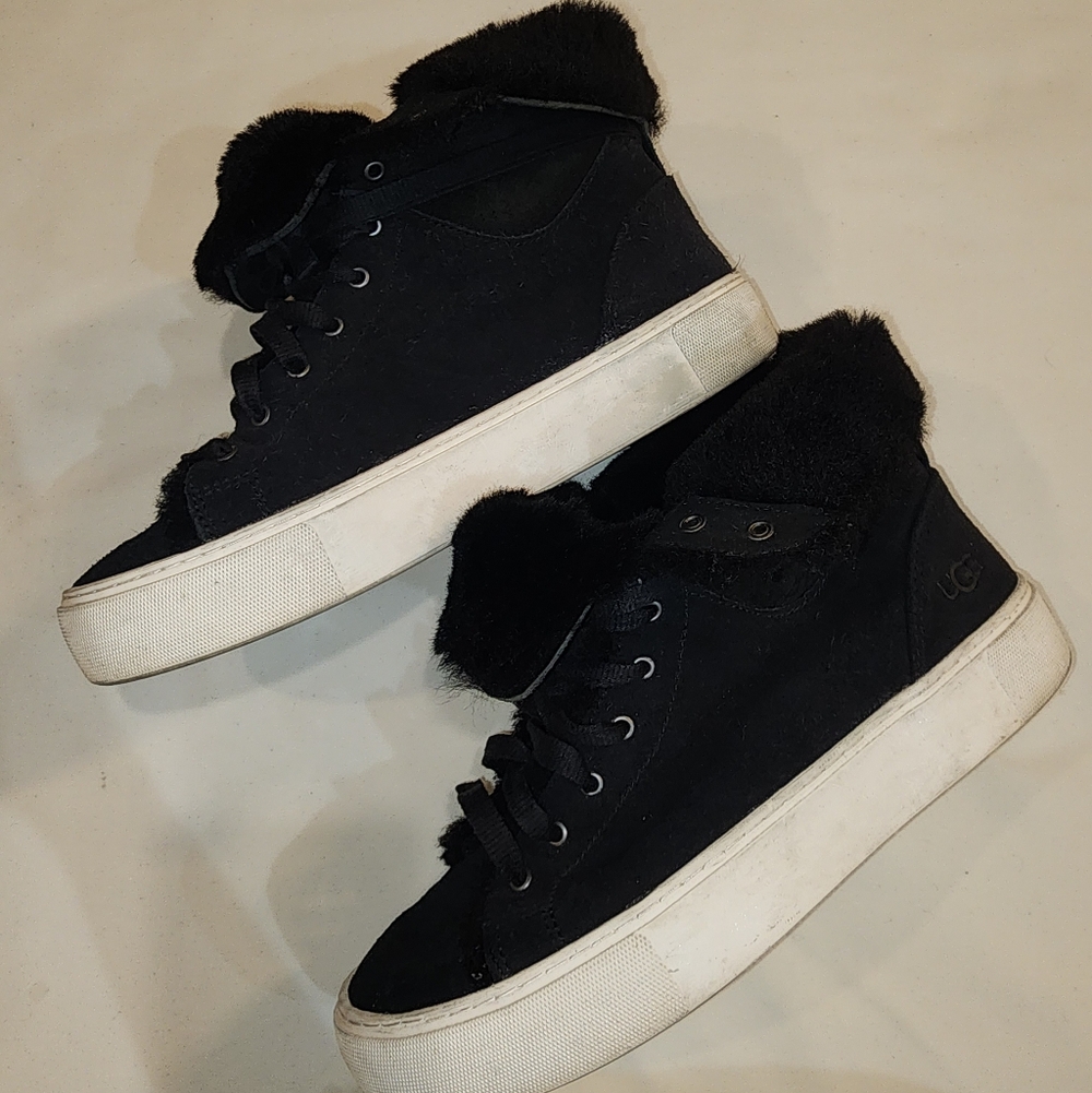 UGG Women's Black Sneakers with Fur Trim
